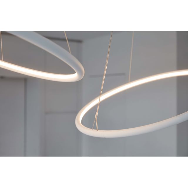 tossb_hoola_60100140_led_pendelleuchte_17874_2.jpgלייט אין 3