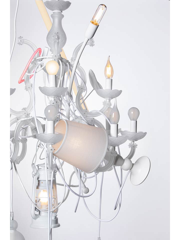 karman-beautiful-mess-9