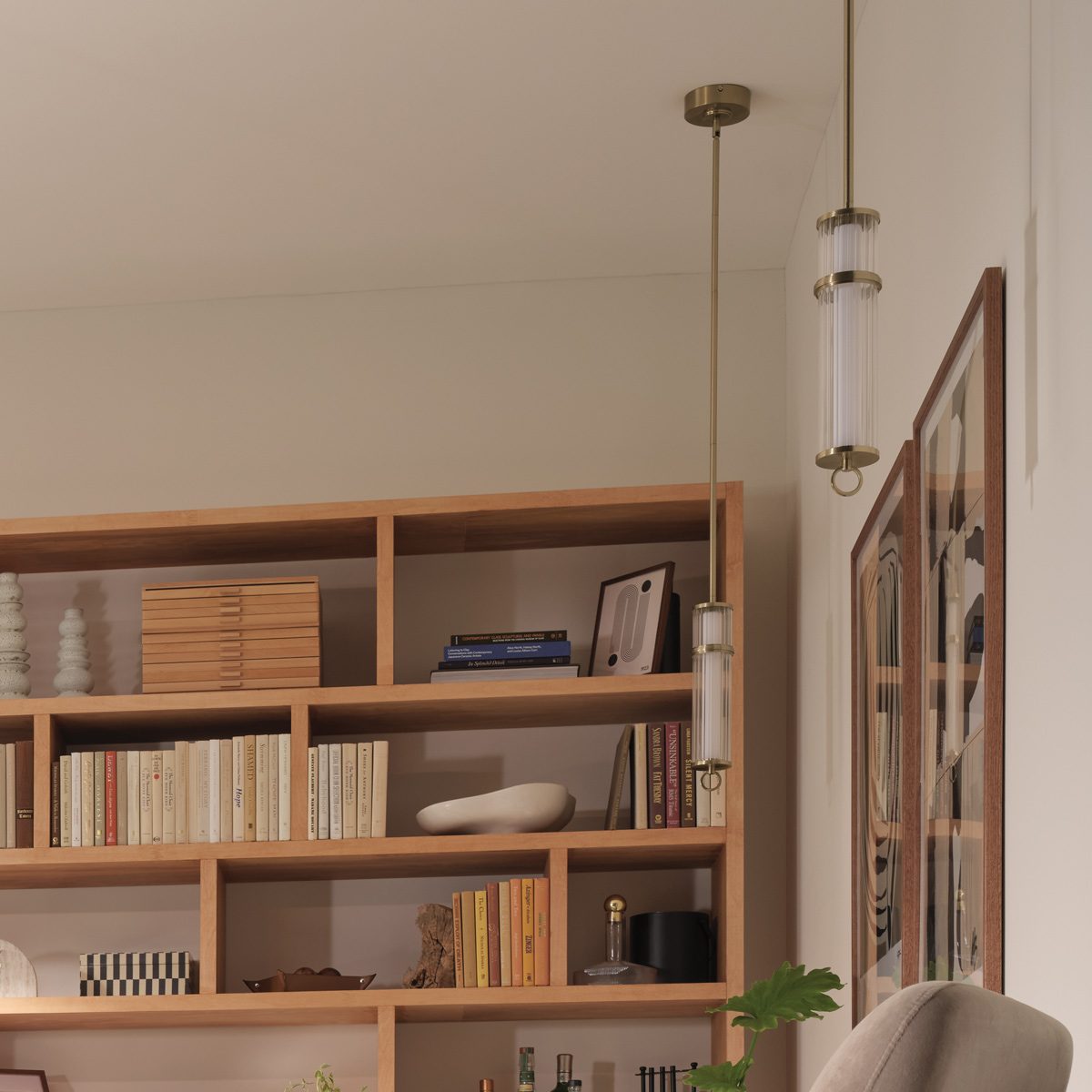 elstead-riven-pendant-insitu3